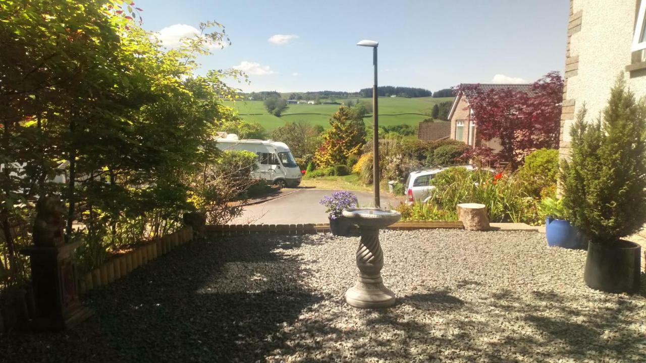 Ivybeth B&B Moffat Bagian luar foto